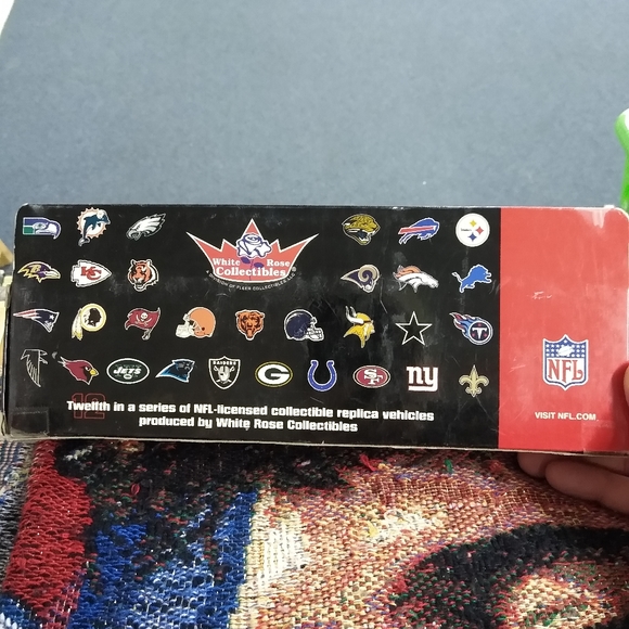 Diecast metal semi truck limited edition 2001 new in the box - Picture 2 of 3